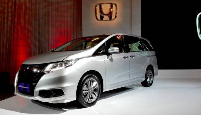 Honda Melakukan Recall Pada Mobil Odyssey Serta Accord