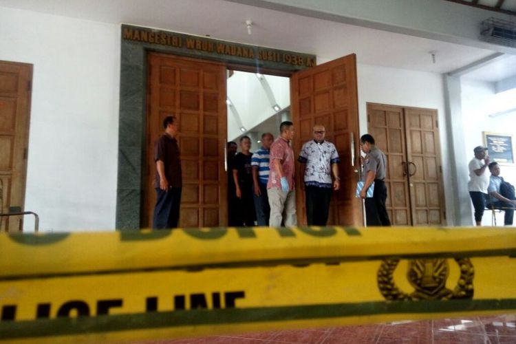 Polisi Lakukian Pengamanan Di Tempat Ibadah Yogyakarta