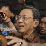 Bambang Widjojanto Mengatakan KPK Harus Menjadikan Boediono Tersangka