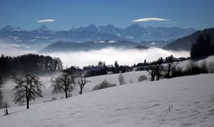 Pegunungan Alpen Swiss Ditemukan Empat Pemain Ski Meningal