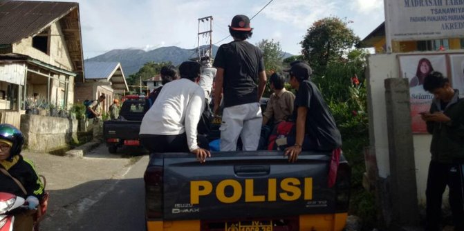 Gunung Marapi Di Sumatera Barat Kembali Erupsi