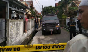 Polisi Terus Mengusut Jaringan Terduga Teroris Bom Surabaya