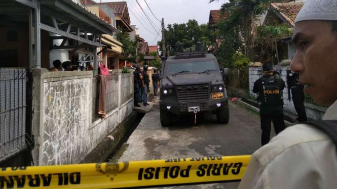 Polisi Terus Mengusut Jaringan Terduga Teroris Bom Surabaya