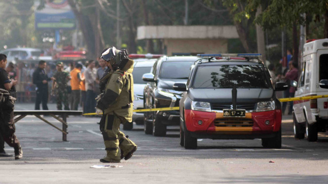 Seorang Wanita Diamankan Polisi Karena Menyebutkan Bom Surabaya Pengalihan Isu