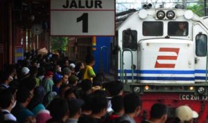 Jumlah Pengguna Kereta Api Di Bandung Meningkat