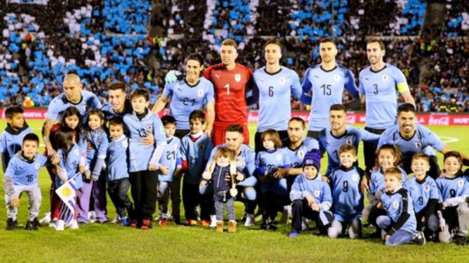 Skuat Uruguay Sempatkan Bersantai Jelang Piala Dunia 2018