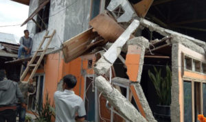 BPBD Berikan Bantuan untuk Warga yang Alami Gempa di Sumbar