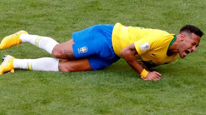 Legenda Brasil dan Jerman Saling Ribut Soal Akting Neymar