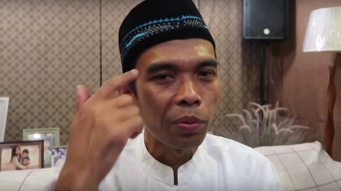 Masyarakat Aceh Membeli Pesawat untuk Ustad Somad Berdakwah