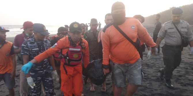 Wisatawan Hanyut Di Parangtritis Ditemukan Tewas 5 Km Dari Lokasi