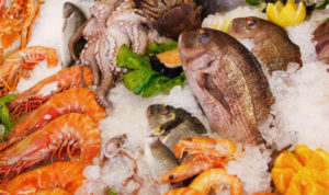 Inilah Alasan Sebaiknya Jangan Gunakan Lada Putih Saat Memasak Seafood