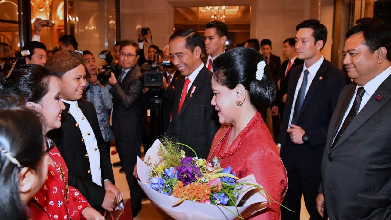 Kehadiran Jokowi ke Vietnam Disambut dengan Upacara Kenegaraan