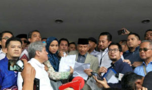 Jokowi Diminta untuk Mencopot Kapolri Tito Karnavian