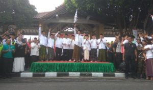 Presiden Jokowi Dan Maruf Amin Lepas Kirab Santri di Sidoarjo