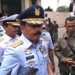 TNI Kawal Pengiriman Bantuan ke Lokasi Bencana