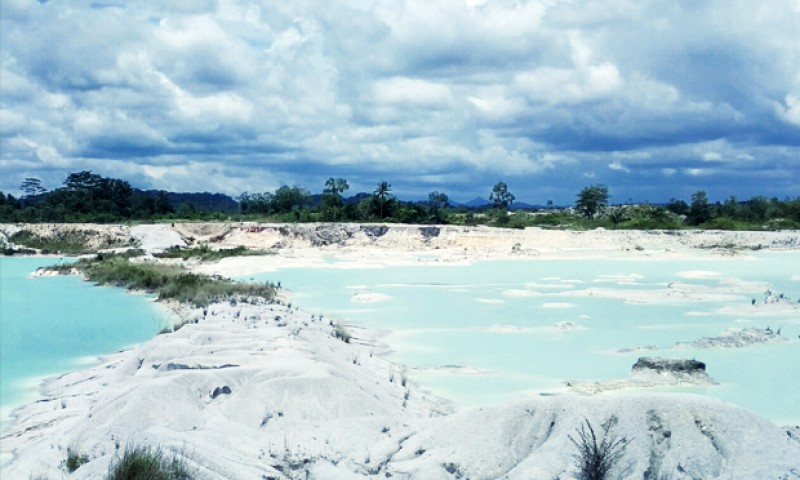Ingin Lihat Blue Lagoon Datang Aja Di Belitung