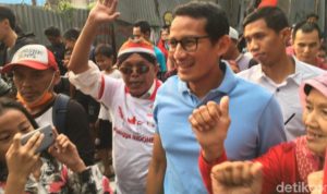Sandi Enggan Tanggapi Jokowi Tabok Penyebar Hoax