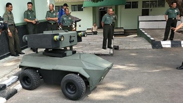TNI Pamerkan Alat Untuk Menggantikan Manusia Saat Perang