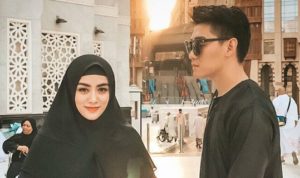 Ifan Seventeen Masih Menunggu Kabar Istrinya Pasca Tsunami Banten