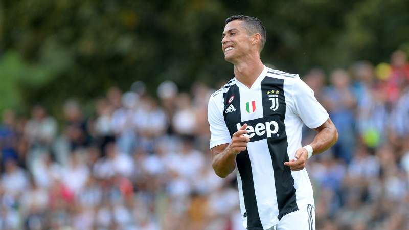 Kaka Merasa Gembira Menyaksikan Kesuksesan Ronaldo di Juventus