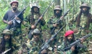 Kelompok Bersenjata Serang Pos TNI 1 Anggota Tewas