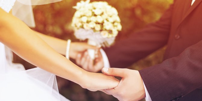 MK Kabulkan Gugatan Batas Usia Di UU Perkawinan