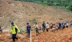 Pencarian Korban Longsor di Sukabumi Dilanjutkan Pagi Hari Ini