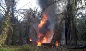 Seseorang Terbakar dalam Insiden Meledaknya Sumur Minyak Ilegal di Jambi