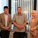 TGB Mengajak Warga Bacakan Al Fatihah untuk Ibu Ani Yudhoyono