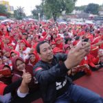 Ribuan Perempuan Turun ke Jalan Mendukung Jokowi di Semarang